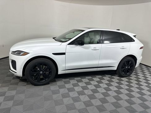 Used 2026 Jaguar F-PACE R-Dynamic S AWD/4WD image 2