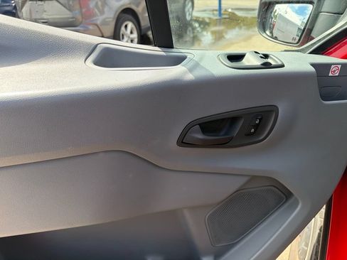 Used 2019 Ford Transit 150 XL RWD image 11