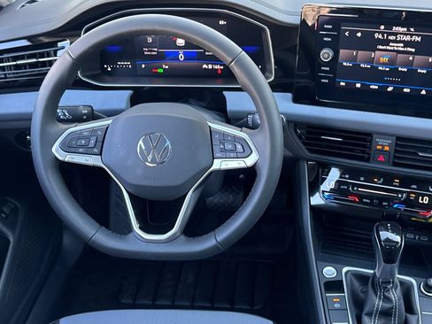 New 2026 Volkswagen Jetta SE image 12