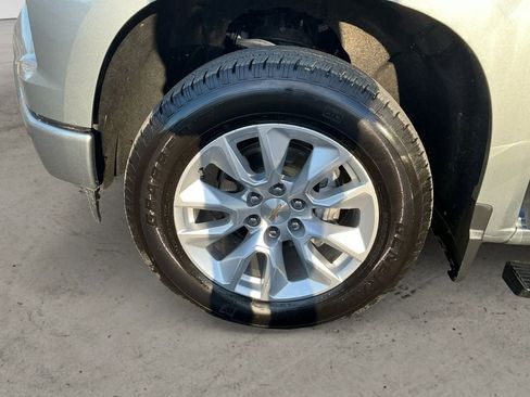 Used 2026 Chevrolet Silverado 1500 Custom image 14