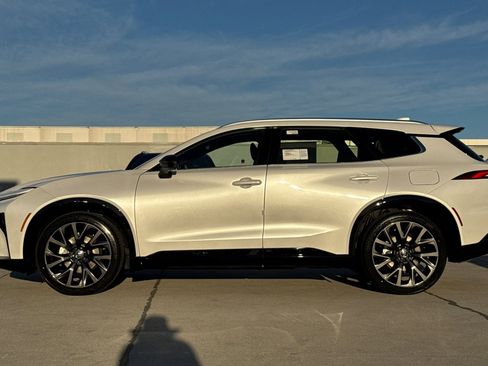 New 2026 Toyota Crown Signia image 6