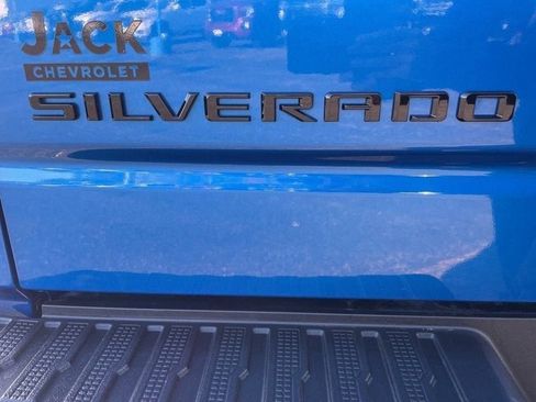 Certified 2022 Chevrolet Silverado 1500 RST w/ Z71 Off-Road Package image 7