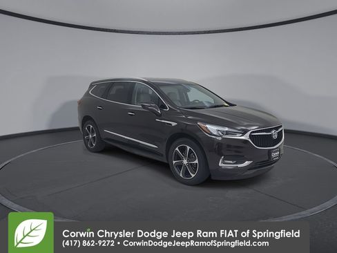 Used 2018 Buick Enclave Essence FWD image 3
