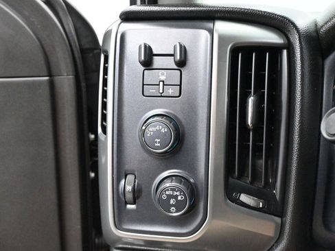 Used 2018 Chevrolet Silverado 1500 LT w/ All Star Edition image 23