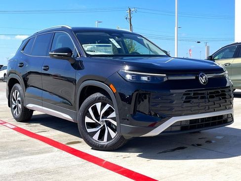 New 2025 Volkswagen Tiguan S image 6