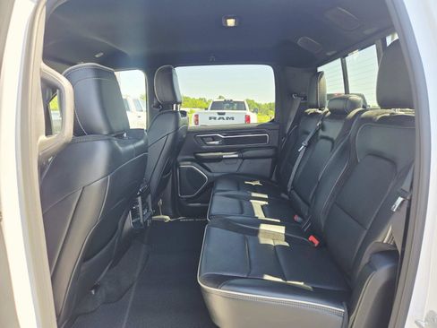 Used 2021 RAM 1500 Laramie w/ Sport Appearance Package AWD/4WD image 13