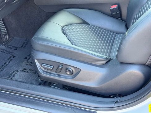 Used 2024 Toyota Camry SE image 22