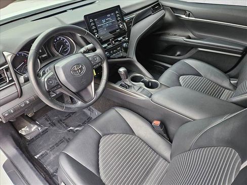 Used 2023 Toyota Camry SE FWD image 12