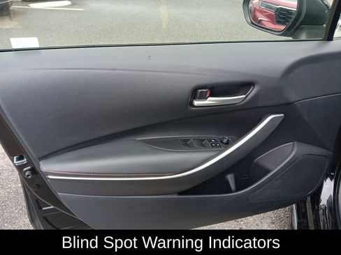 Used 2024 Toyota Corolla SE w/ SE Premium Package image 11