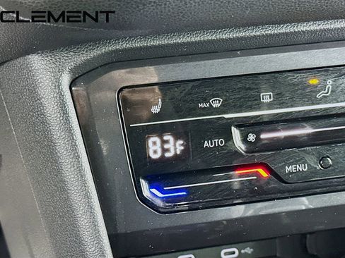 Used 2022 Volkswagen Tiguan SE R-Line image 23