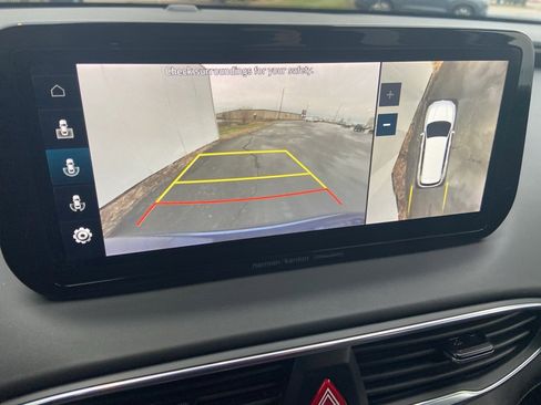 Used 2022 Hyundai Santa Fe Limited image 17