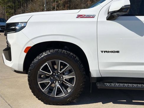 Used 2023 Chevrolet Tahoe Z71 w/ Luxury Package image 5