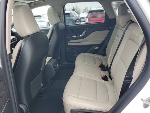 New 2026 Lincoln Corsair Premiere image 25