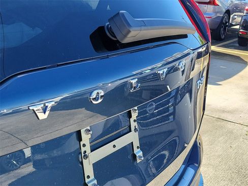 New 2026 Volvo XC90 T8 Plus w/ Protection Package Premier image 5