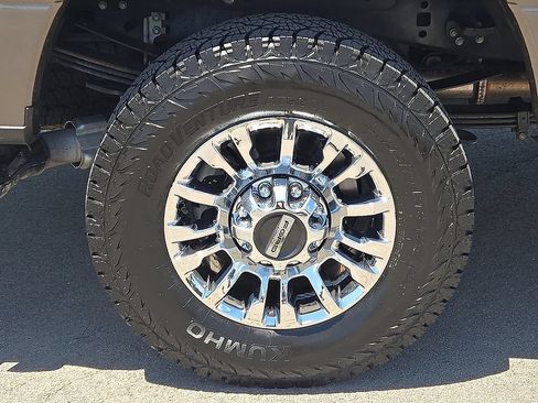 Used 2022 Ford F250 Lariat w/ Chrome Package AWD/4WD image 7