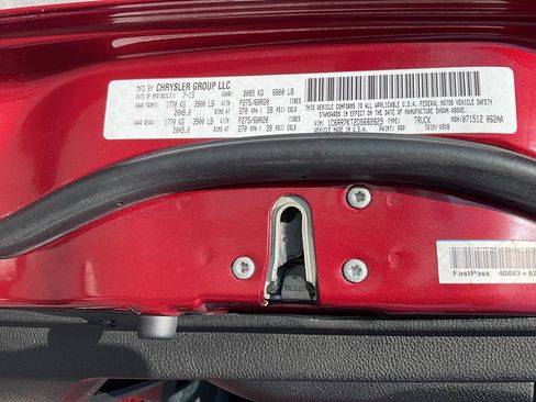 Used 2013 RAM 1500 Express image 18