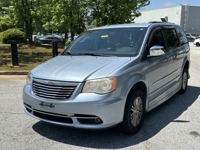 Used 2013 Chrysler Town & Country Limited