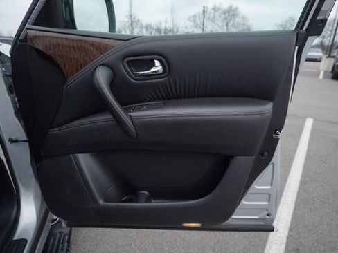 Used 2018 Nissan Armada SL w/ Moonroof Package image 21