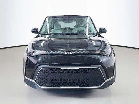 Used 2024 Kia Soul LX FWD image 2