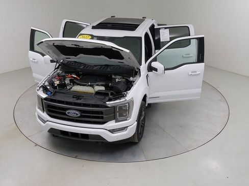 Certified 2022 Ford F150 Lariat w/ Equipment Group 502A High image 48