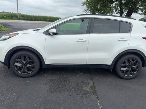 Used 2022 Kia Sportage Nightfall Edition AWD/4WD image 4