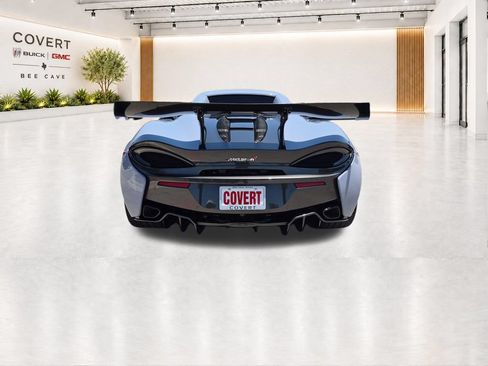 Used 2018 McLaren 570S Spider RWD image 11