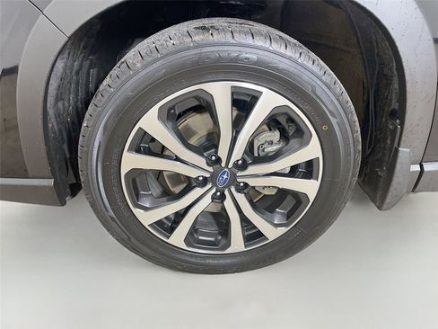 Used 2024 Subaru Forester Limited AWD/4WD image 30