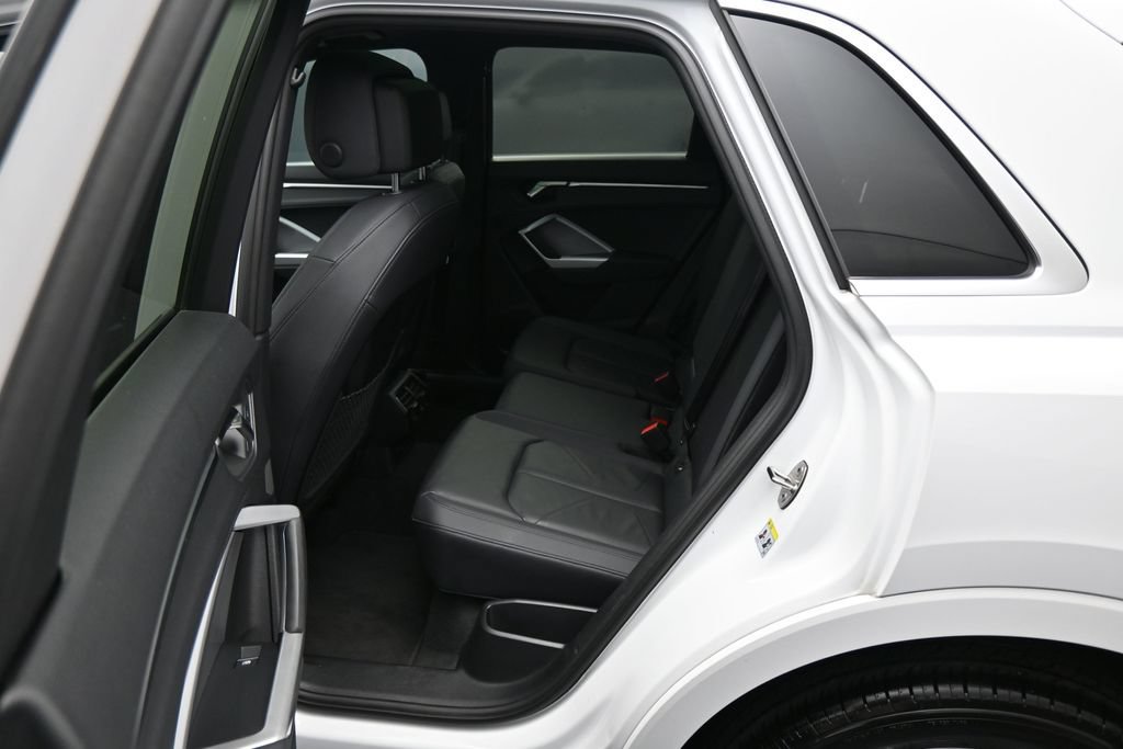 Used 2025 Audi Q3 2.0T Premium AWD/4WD image 25