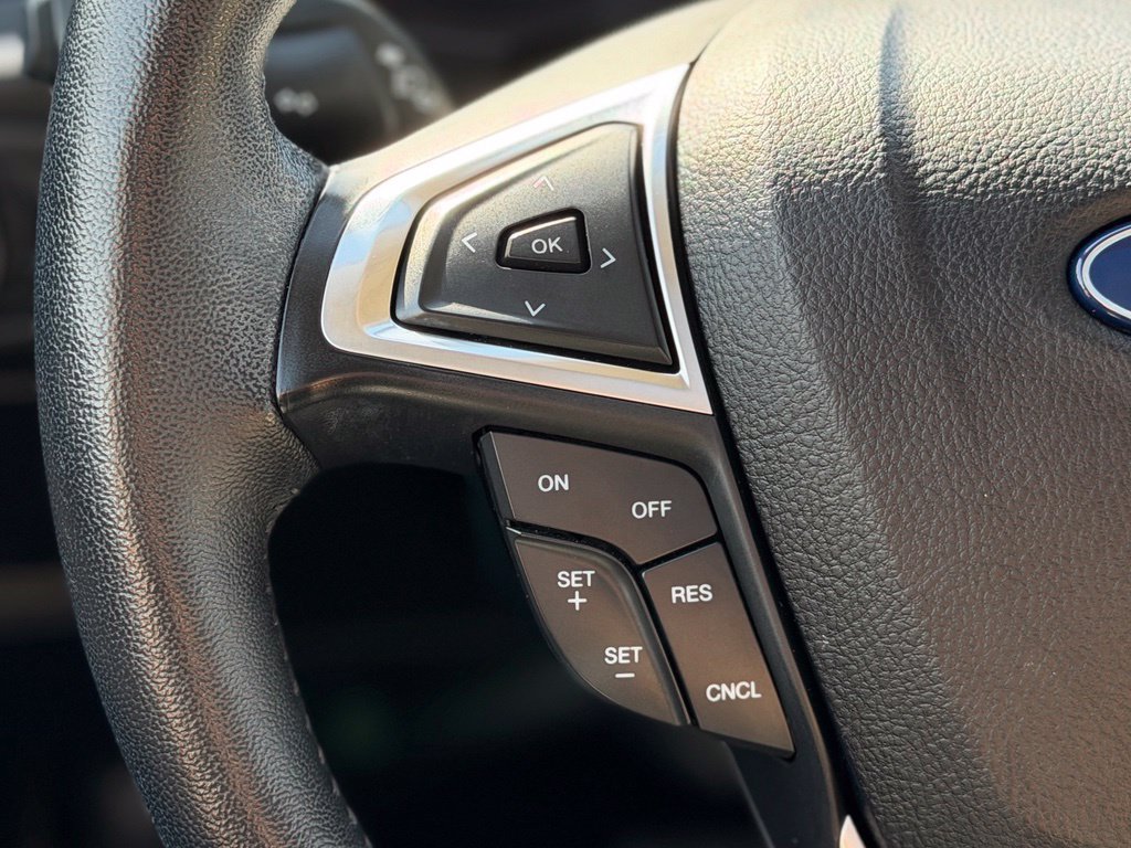 Used 2022 Ford Edge SEL w/ Convenience Package AWD/4WD image 11
