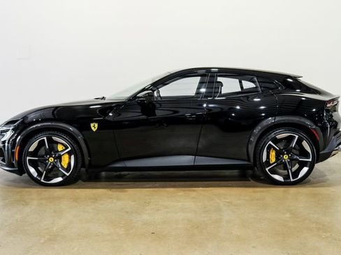 Used 2025 Ferrari Purosangue image 11