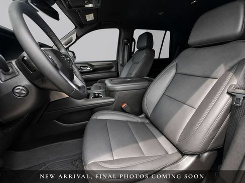 Used 2023 Chevrolet Tahoe Z71 w/ Luxury Package AWD/4WD image 12