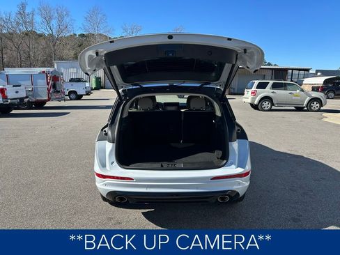 Used 2025 Lincoln Corsair Reserve w/ Equipment Group 202A image 7