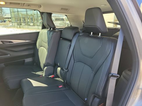 New 2026 INFINITI QX60 Luxe w/ Cargo Package image 28