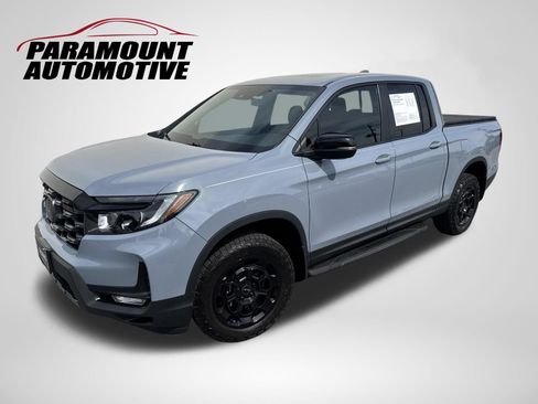 Used 2025 Honda Ridgeline TrailSport+ image 1