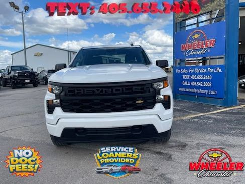 Used 2023 Chevrolet Silverado 1500 Custom AWD/4WD image 4