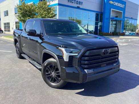 Used 2022 Toyota Tundra SR5 image 8