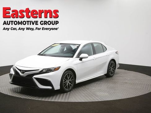 Used 2024 Toyota Camry SE image 54