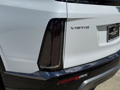 New 2026 Cadillac Vistiq Sport w/ LPO, Floor Liner Package AWD/4WD image 9