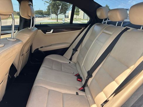 Used 2013 Mercedes-Benz C 300 4MATIC Sedan image 25