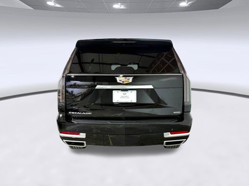 Certified 2026 Cadillac Escalade Luxury image 7