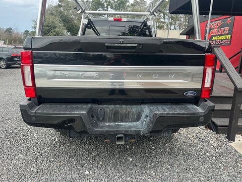 Used 2022 Ford F250 Platinum image 8