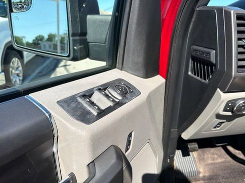 Used 2017 Ford F150 XLT w/ Equipment Group 302A Luxury AWD/4WD image 11
