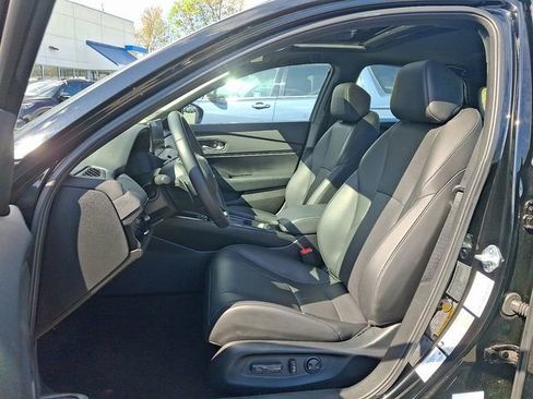 Used 2025 Honda Accord Sport image 14