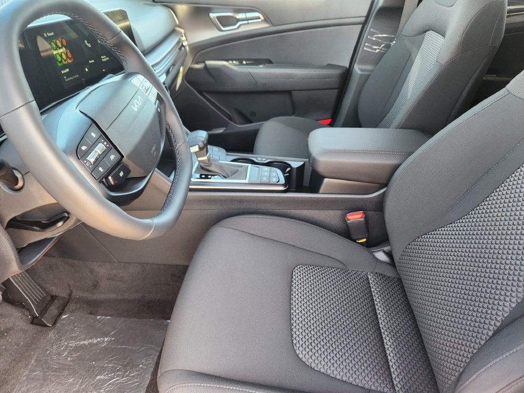 New 2026 Kia Sportage LX AWD/4WD image 6