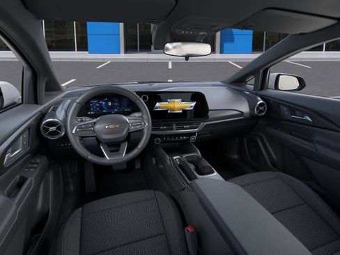New 2026 Chevrolet Equinox EV LT image 15