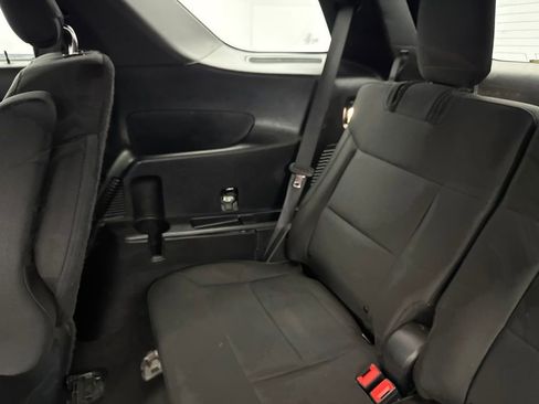 Used 2020 Ford Explorer XLT w/ Class III Trailer Tow Package AWD/4WD image 36