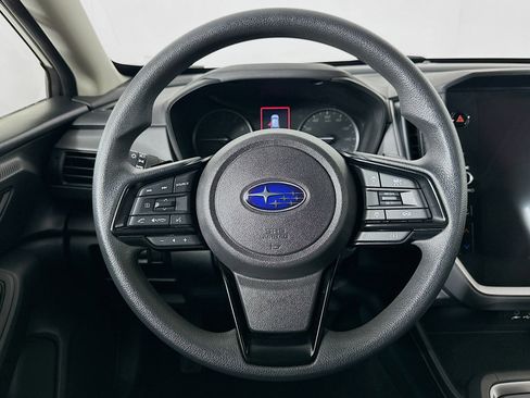 Used 2024 Subaru Crosstrek 2.0i Premium image 18