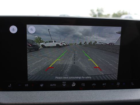 New 2025 Ford Maverick XLT w/ XLT Luxury Package image 32