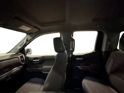 Used 2022 GMC Sierra 1500 SLE w/ X31 Off-Road Package image 39