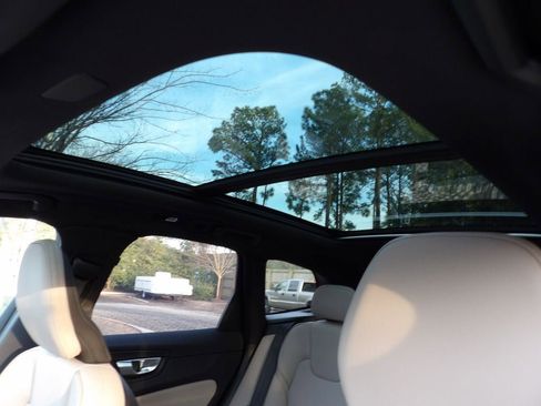 New 2026 Volvo XC60 B5 Plus w/ Protection Package Premier image 14